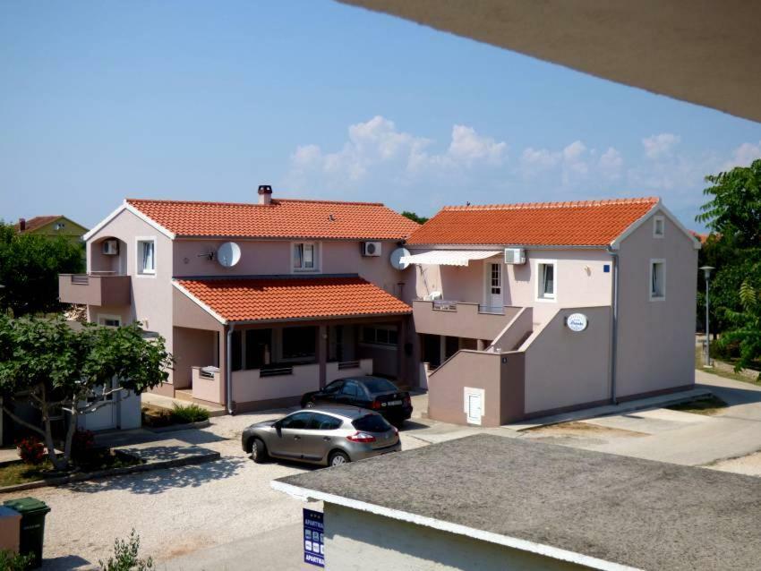 Apartments Branko Нин Экстерьер фото